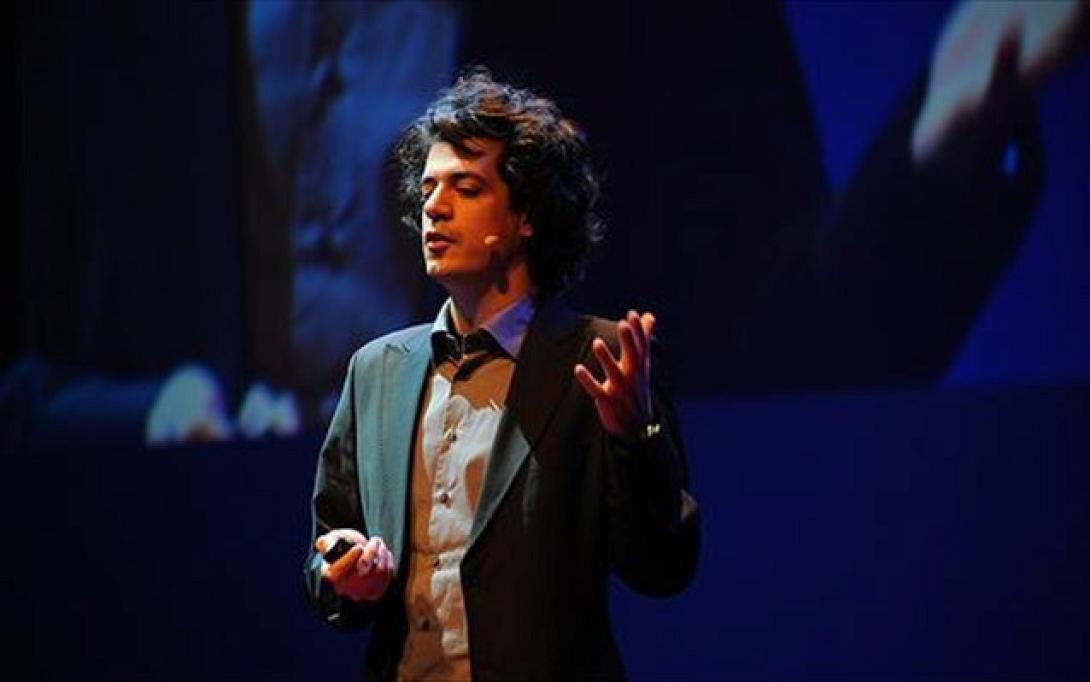 Η διάλεξη του Κρητικού "Αινστάιν" Κων/νου Δασκαλάκη στην Αθήνα