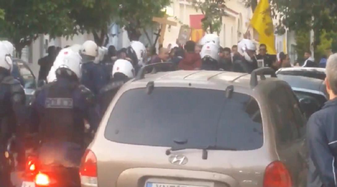 Ένταση σε ναό