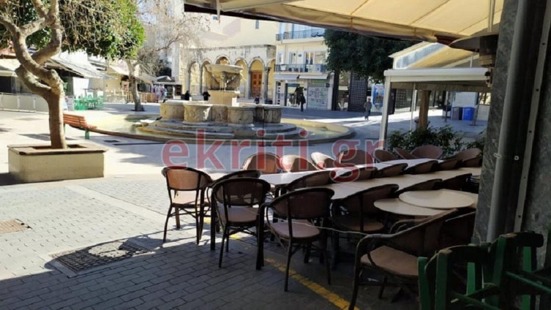 Κλειστά καταστήματα στα Λιοντάρια 