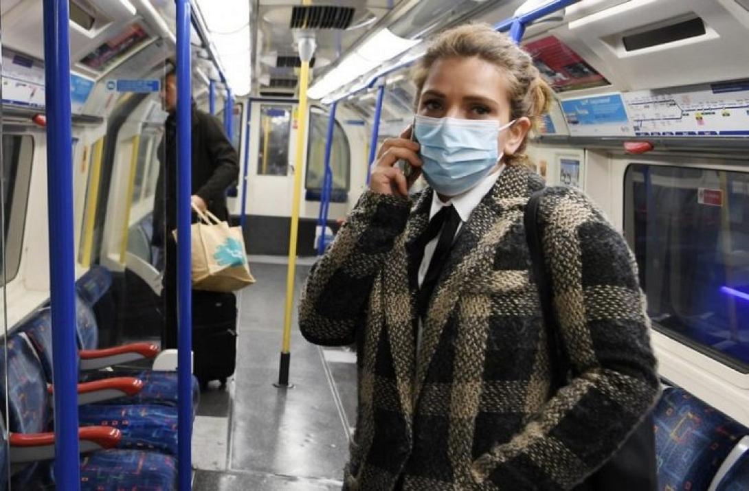 Η Βρετανία συνέστησε στοπ στα άσκοπα ταξίδια στις ΗΠΑ