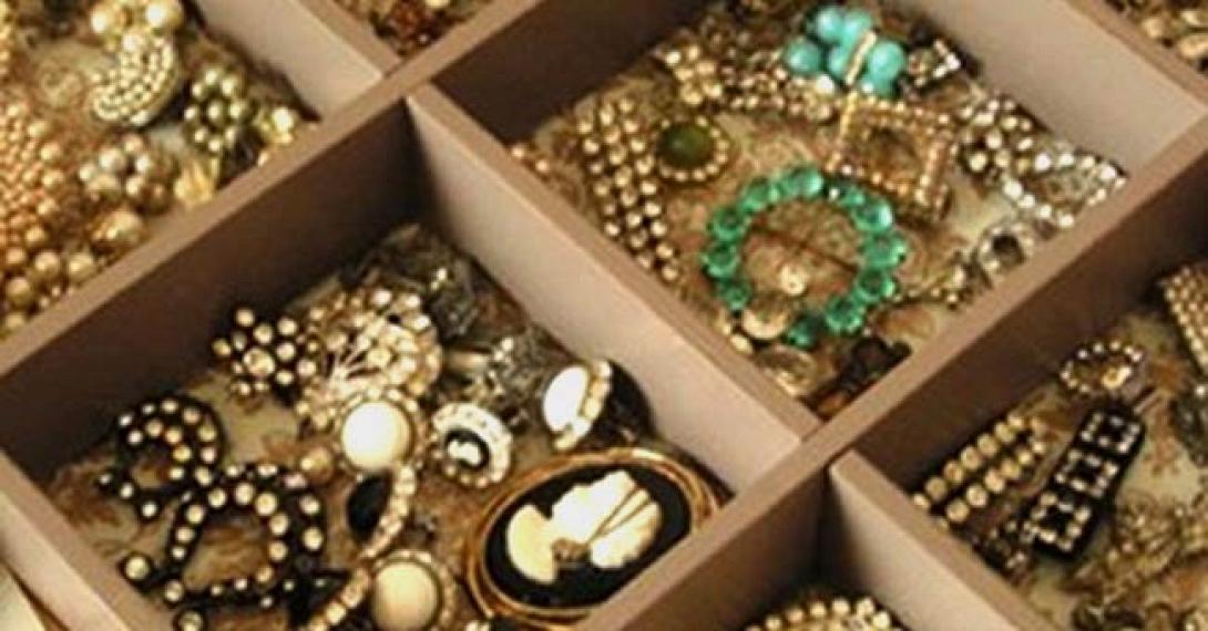 Εργοδότης στην Ινδία δίνει ακίνητα και ...κοσμήματα ως μπόνους στους1200 υπαλλήλους του