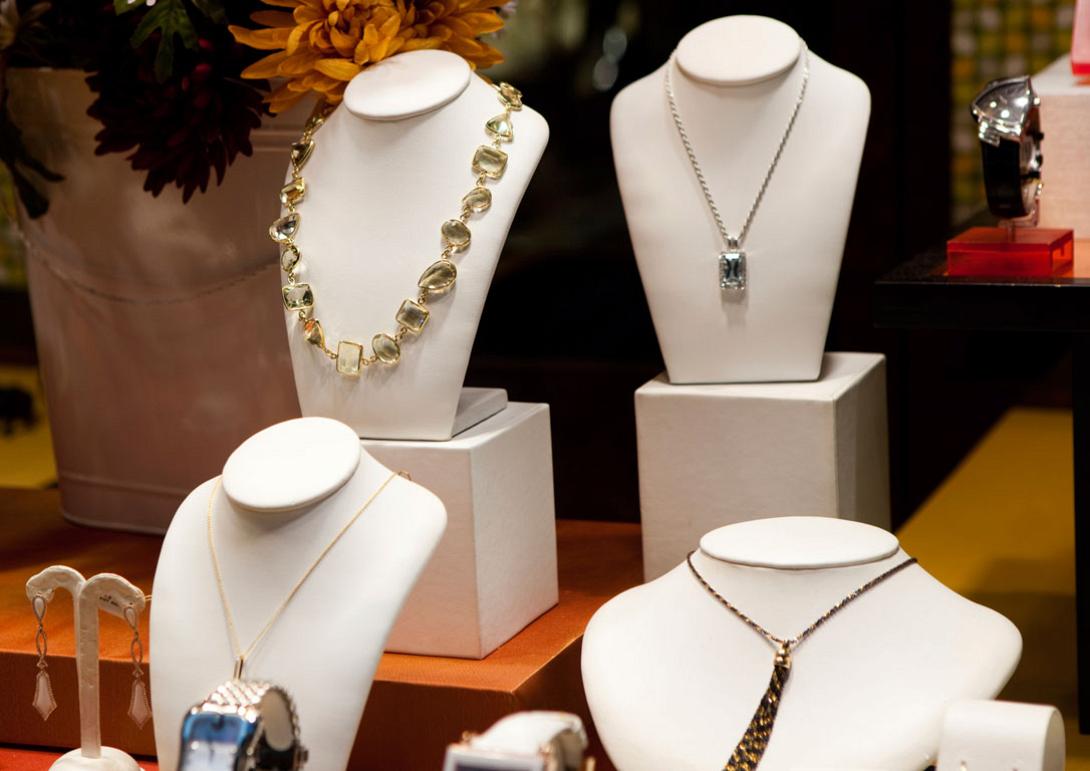 Πάει για Δευτέρα η δίκη για τις ληστείες σε κοσμηματοπωλεία στο Ηράκλειο και το Ρέθυμνο