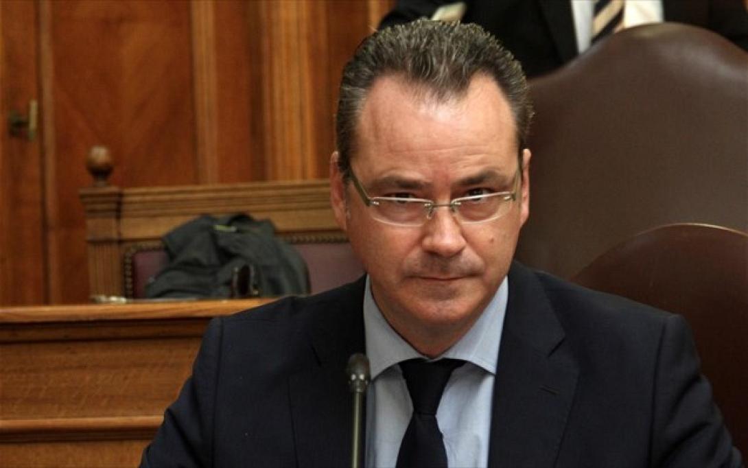 Η παραίτηση Κουκοδήμου κι η αντίδραση Λοβέρδου