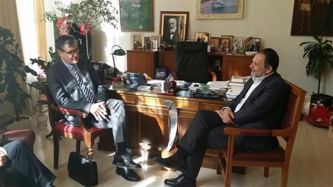 Εθιμοτυπική επίσκεψη του νέου Γερμανού Πρέσβη στον Δ. Ηρακλείου