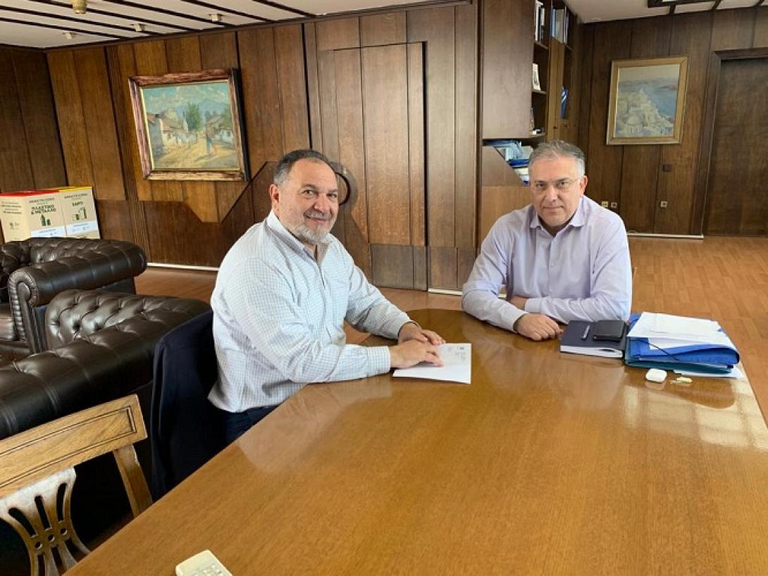 κουράκης θεοδωρικάκος