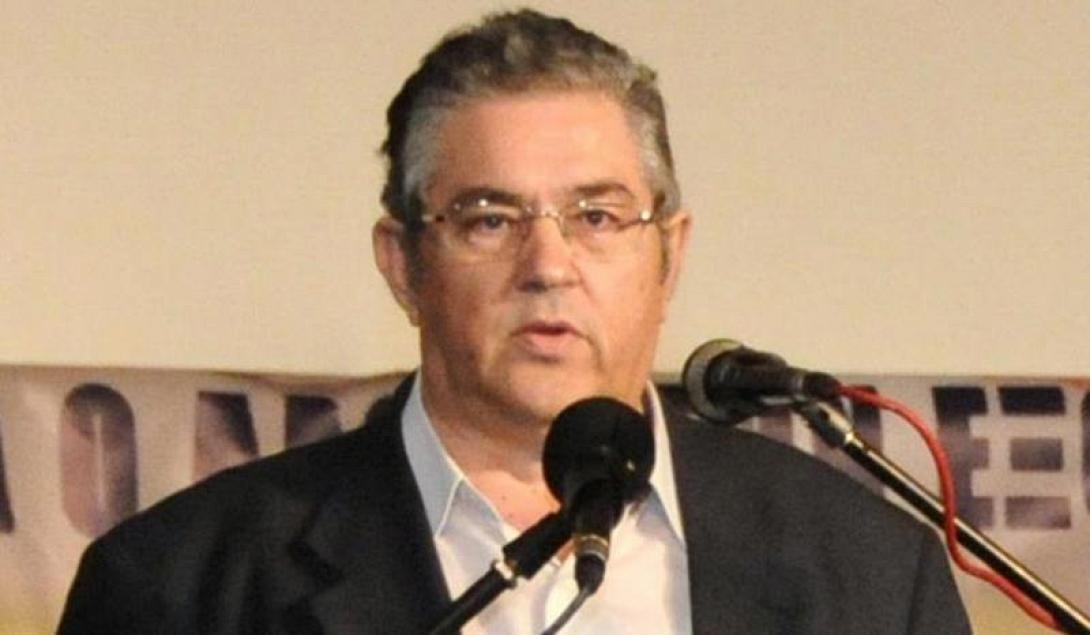 Για "πρόθυμες τσόντες" και "άλλους με τσάντες" μίλησε απο τη Θεσσαλονίκη ο Δ. Κουτσούμπας