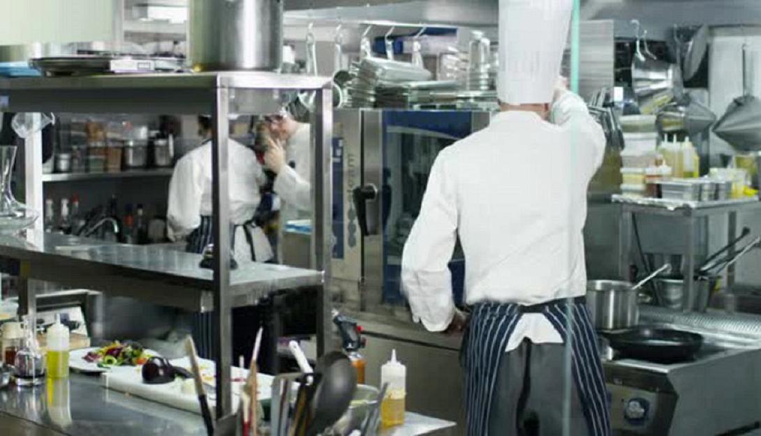 Κουζίνα ξενοδοχείου