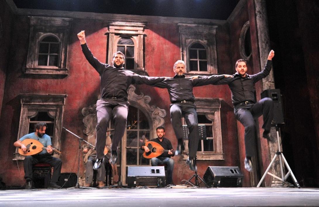 κρητικός χορός