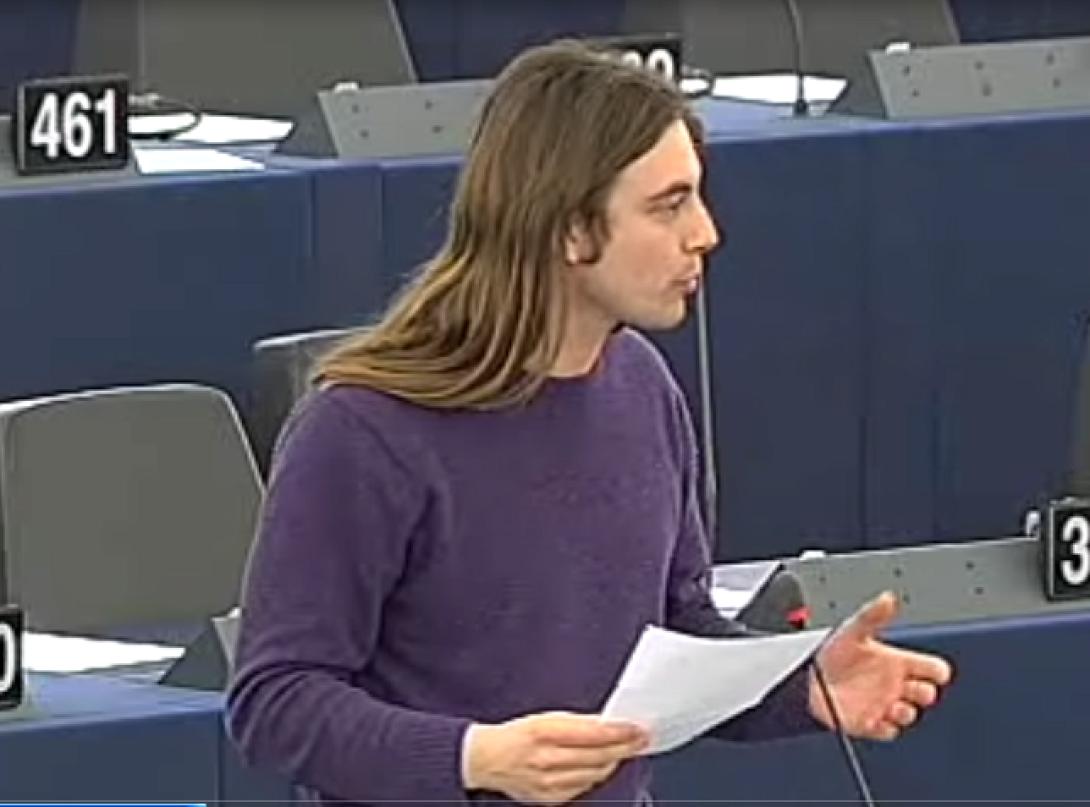  Κρίτων Αρσένης: Κεκλεισμένων των θυρών η συνεδρίαση για τα χημικά. Τι φοβάται η κυβέρνηση