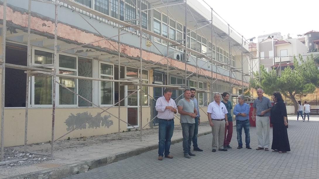 κρουσωνας σχολειο