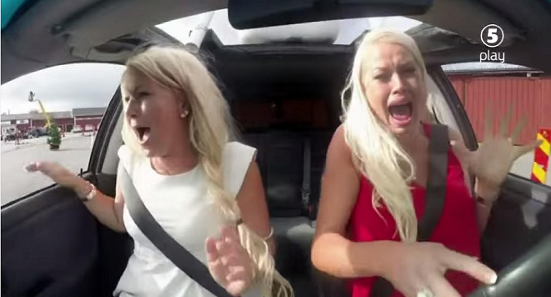 Τεστ οδήγησης μόνο για ... ξανθιές (βίντεο)