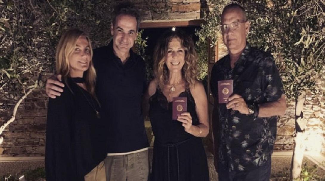 Τομ Χανκς και Ρίτα Γουίλσον μαζί με τον Κυριάκο Μητσοτάκη και τη σύζυγό του Μαρέβα 