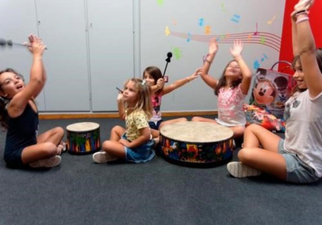 μουσικη,παιδιά