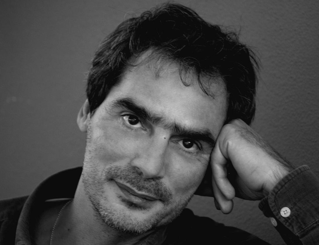 Ο Πασχάλης Λαμπαρδής παρουσιάζει το βιβλίο του στο Ηράκλειο