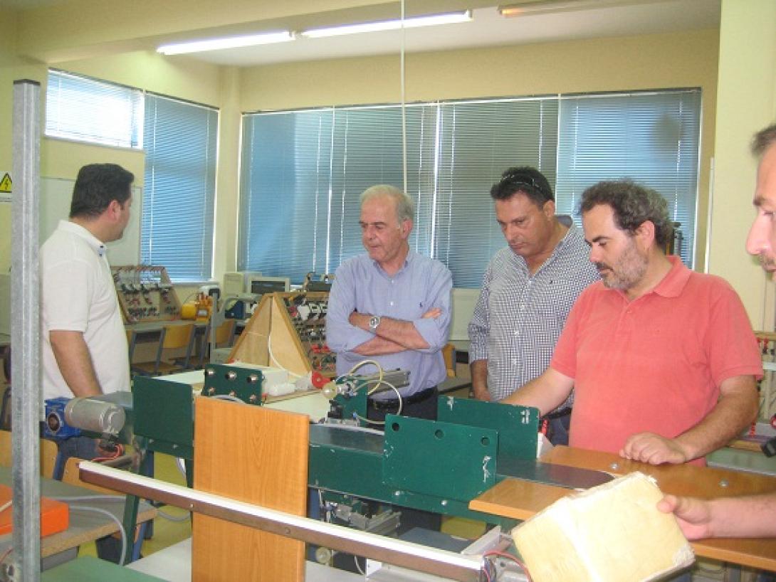 Στη ΔΕΥΑΗ ο Βασίλης Λαμπρινός για τα ζητήματα της