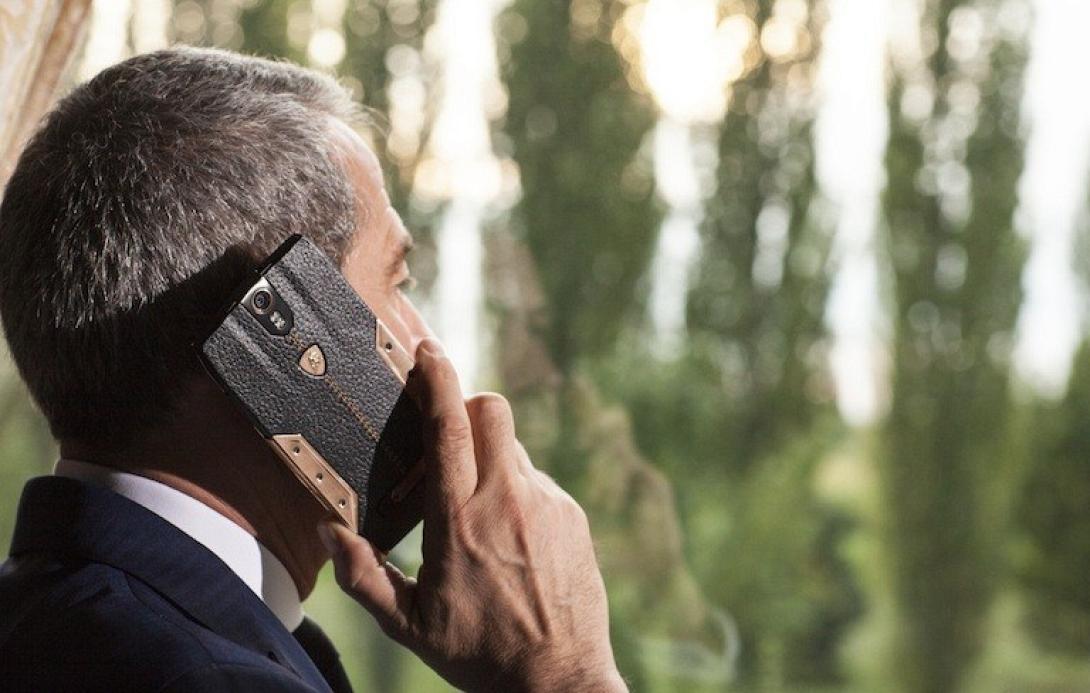 Νέο κινητό από την Lamborghini (βίντεο)