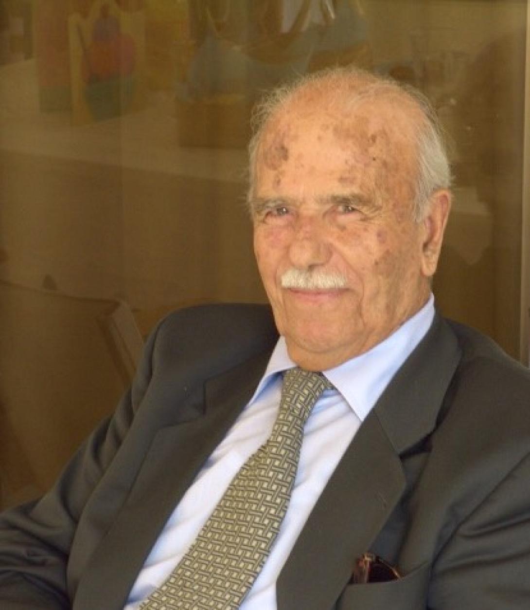 Λάμπρος Λαζόπουλος