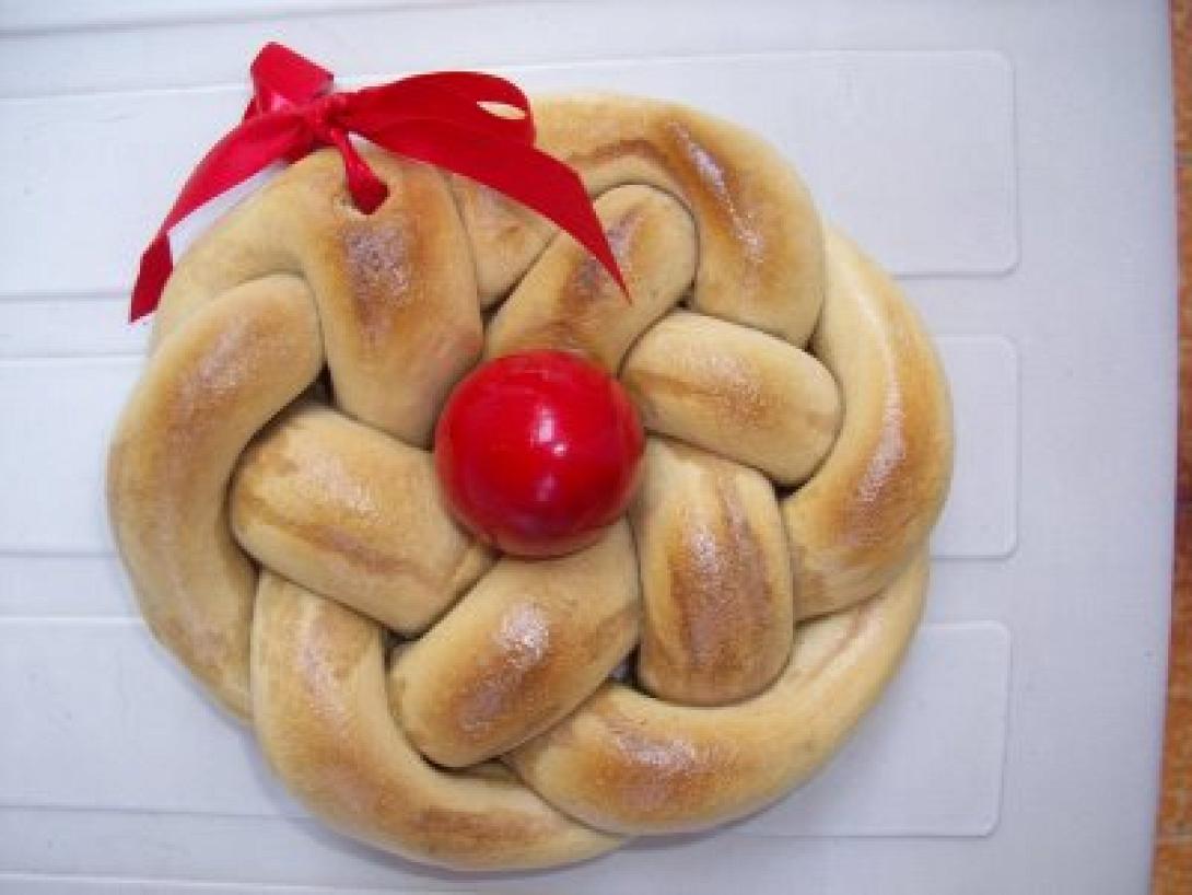 Το έθιμο της λαμπροκουλούρας