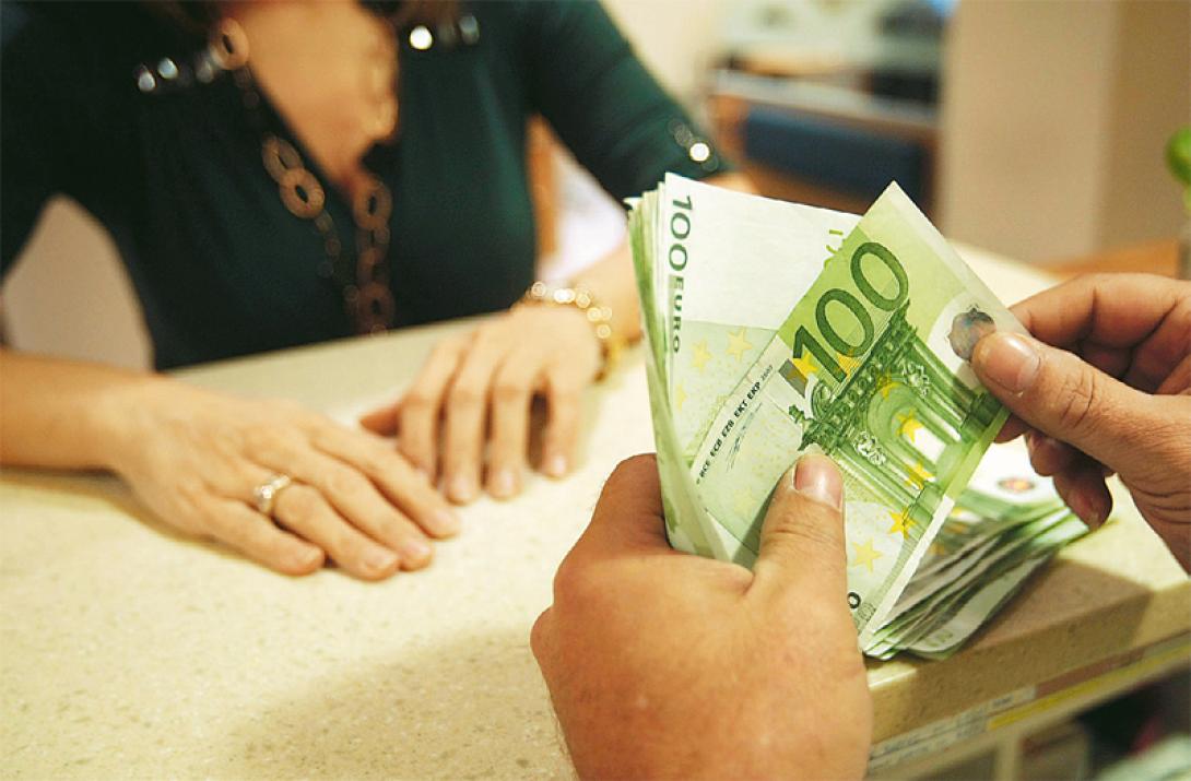 Σήμερα δίνει ο ΟΓΑ τα οικογενειακά επιδόματα