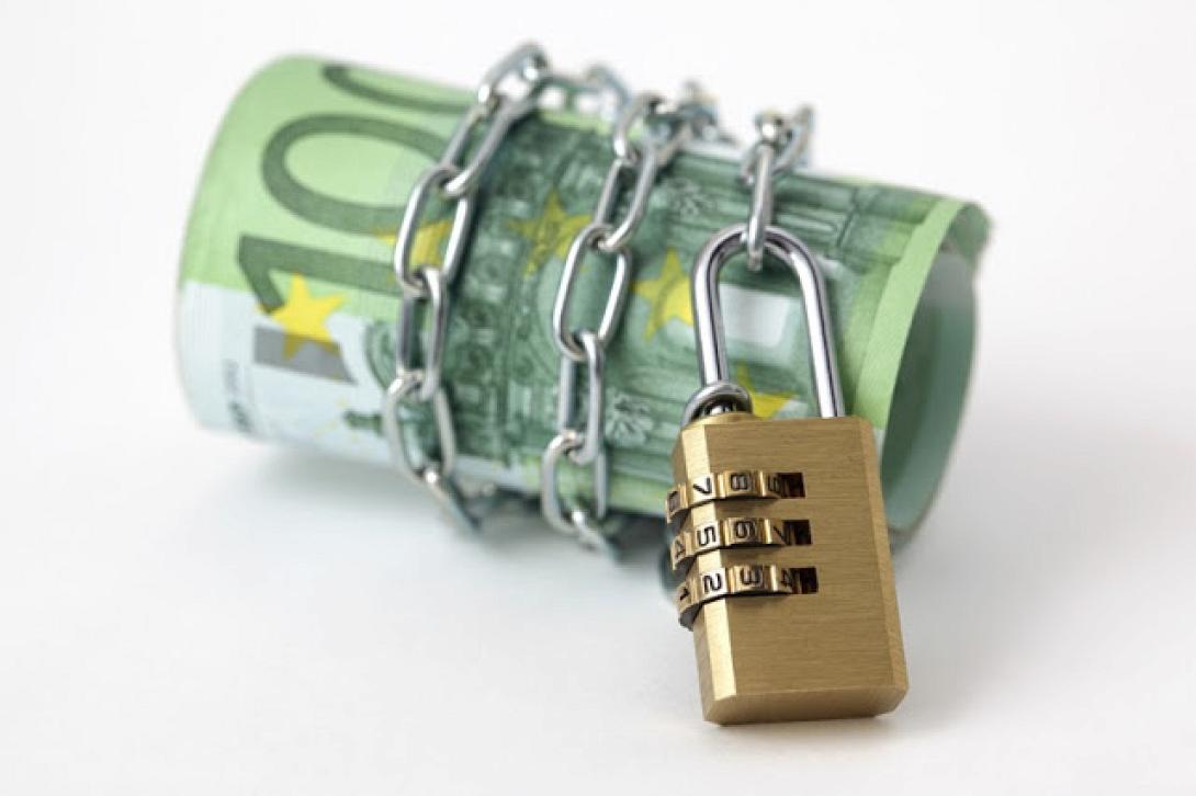 Κατάσχεσαν ήδη 600 χιλιάδες λογαριασμούς καταθέσεων