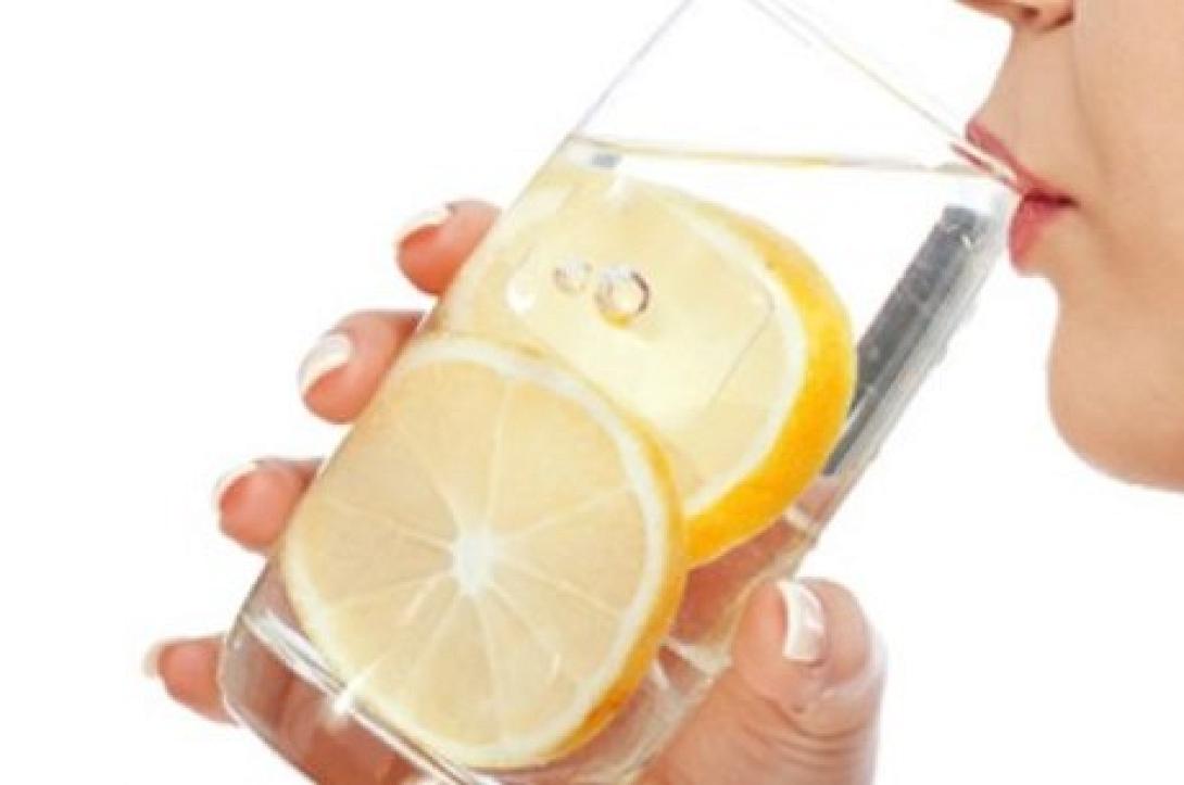 Λεμόνι: Το φυσικό φάρμακο για την αποτοξίνωση και την άμυνα του οργανισμού