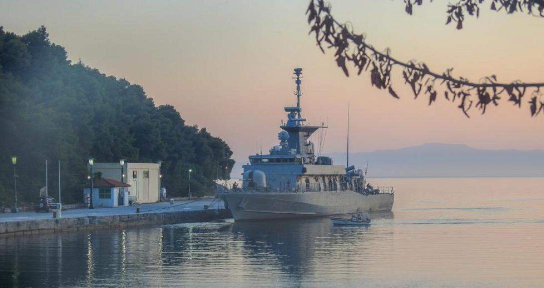 λέρος ναυτική βάση