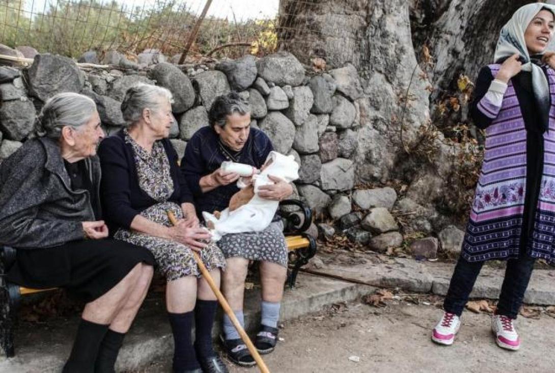 λέσβος μωρό