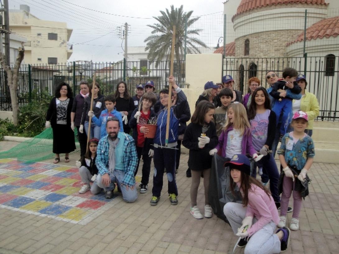 Καθάρισε τον κόλπο Δερματά ο Ροταριανός όμιλος