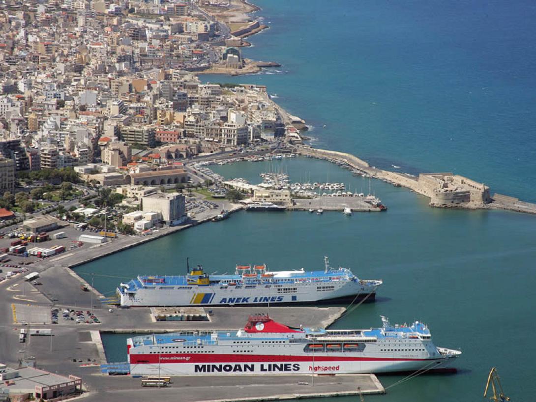 Διά χειρός Πειραιώς ετοιμάζονται συγχωνεύσεις στην ακτοπλοΐα με άρωμα Κρήτης