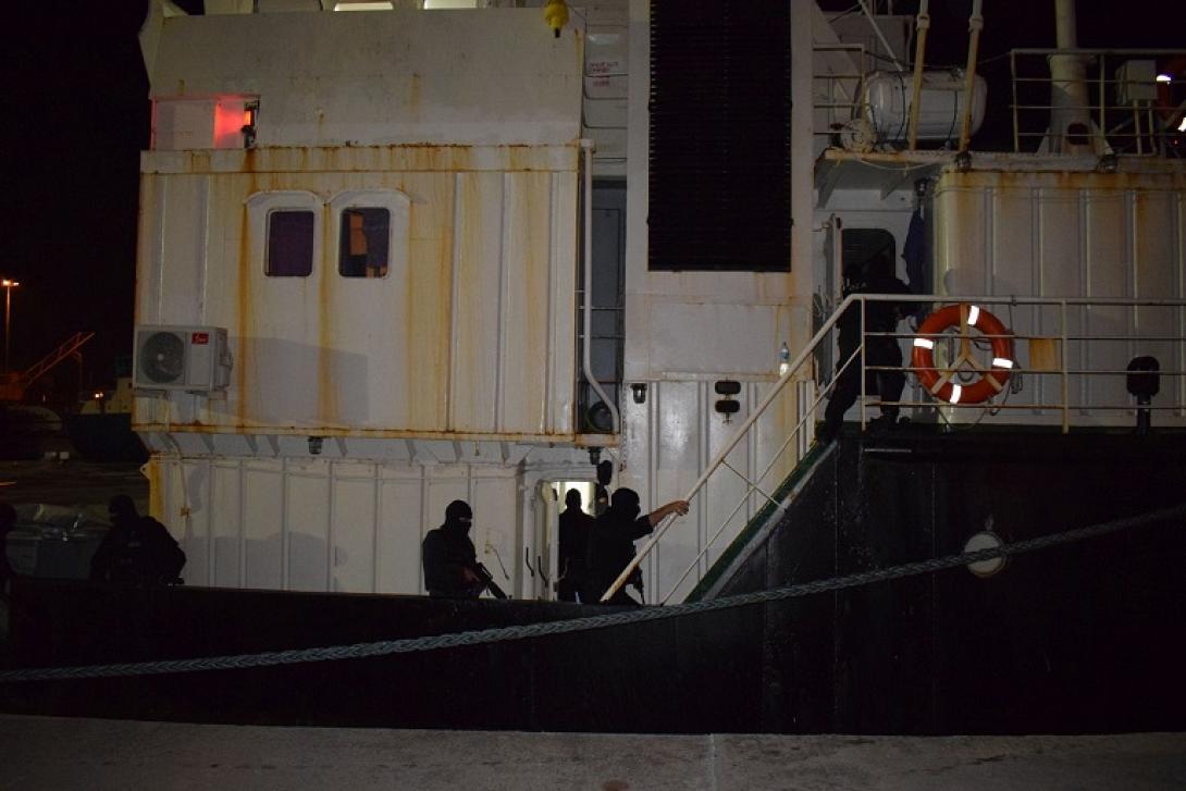 τσιγαράδικο λιμενικό