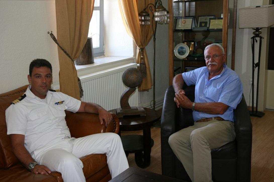 Λιμεναρχης 