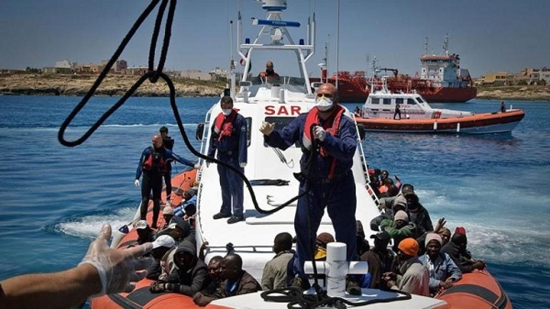 Οι Ιταλοί λιμενικοί θέλουν να οπλοφορούν