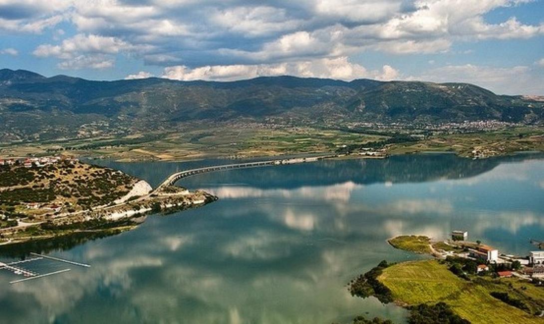 Κοζάνη: Εντοπίστηκε πτώμα άνδρα στη λίμνη Πολυφύτου