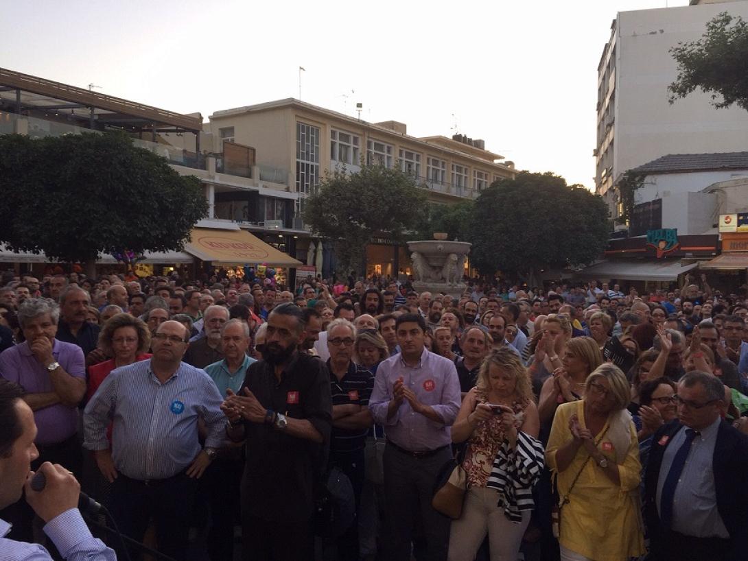 λιοντάρια ναι