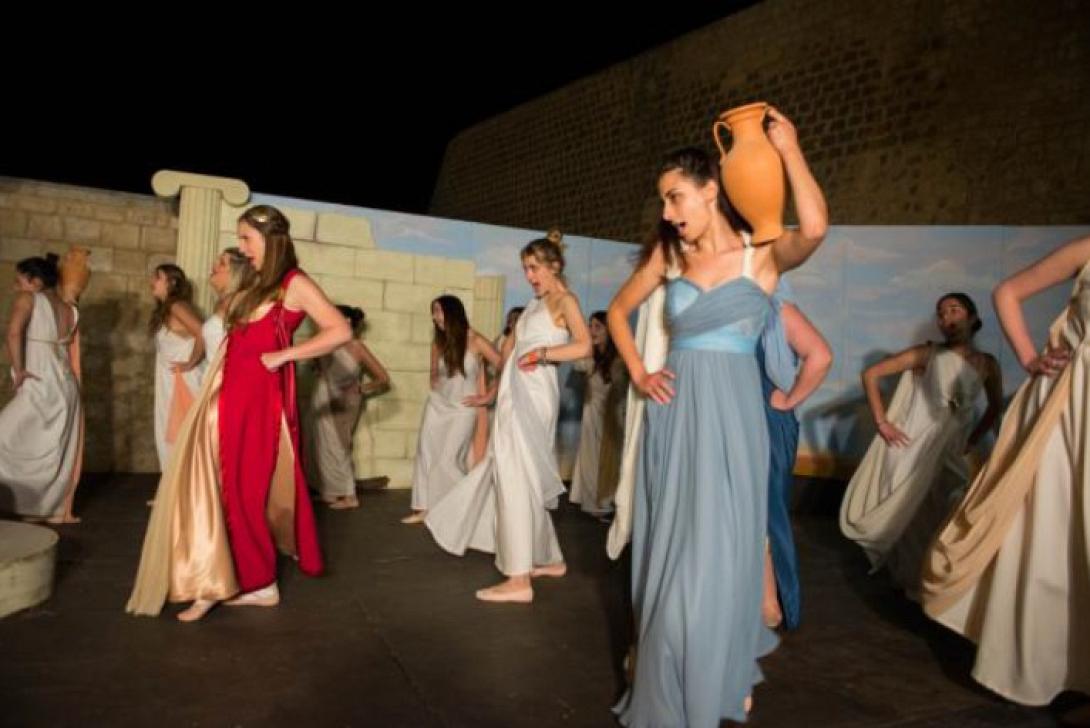 Η Λυσιστράτη από τη Θεατρική Ομάδα Πανεπιστημίου στο Κηποθέατρο    