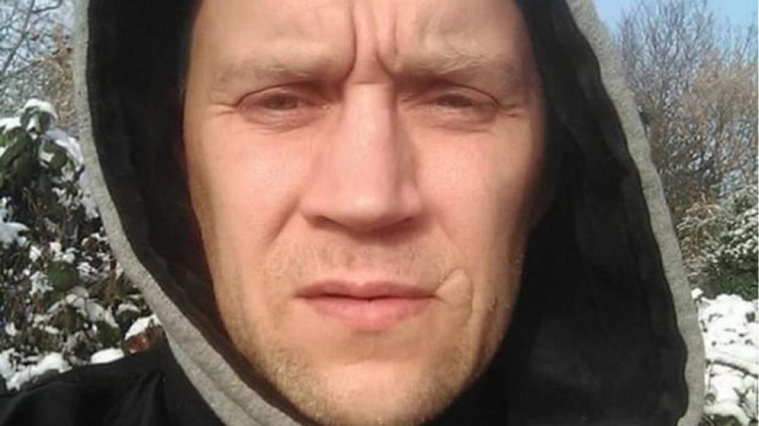 Πίστευαν ότι δολοφονήθηκε και βρέθηκε 5 χρόνια μετά να ζει κρυμμένος σε βλάστηση