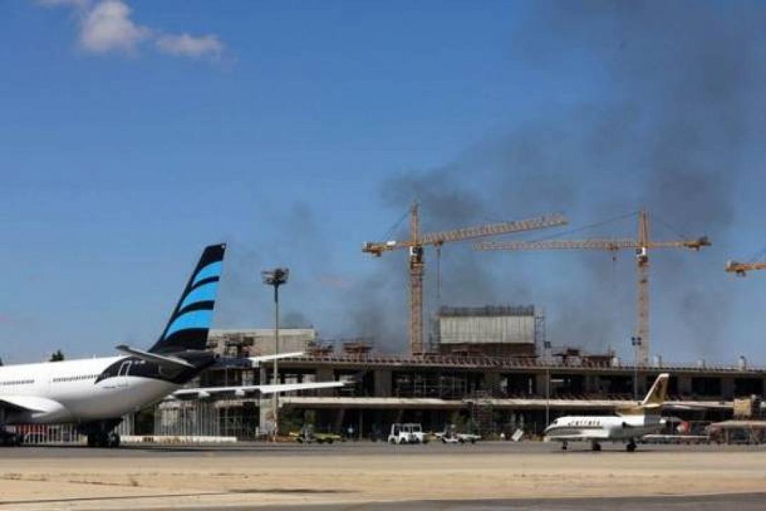 Λιβύη: Πύραυλοι έπληξαν το μοναδικό εν λειτουργία αεροδρόμιο της Τρίπολης