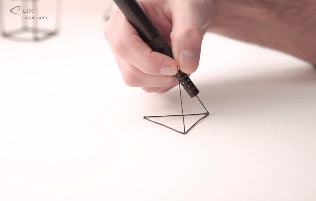 Τρισδιάστατος εκτυπωτής σε μέγεθος... στυλό