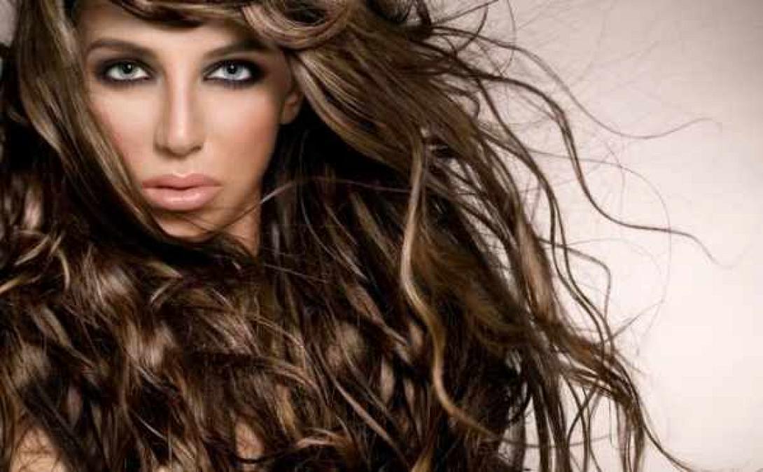 Φτιάξτε σπιτική μάσκα και μακρύνετε τα μαλλιά σας