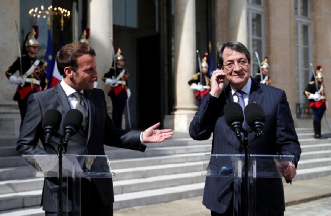 μακρόν αναστασιάδης