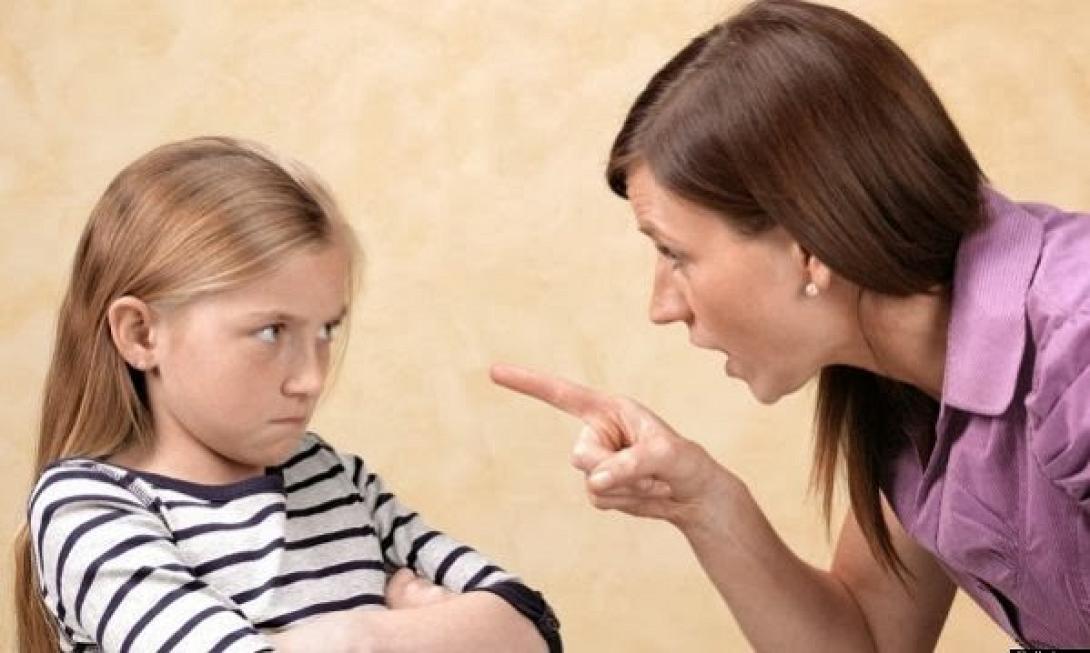 "Παιδί μου κάτσε φρόνιμα, μη σου γράψω κανένα ακίνητο"!