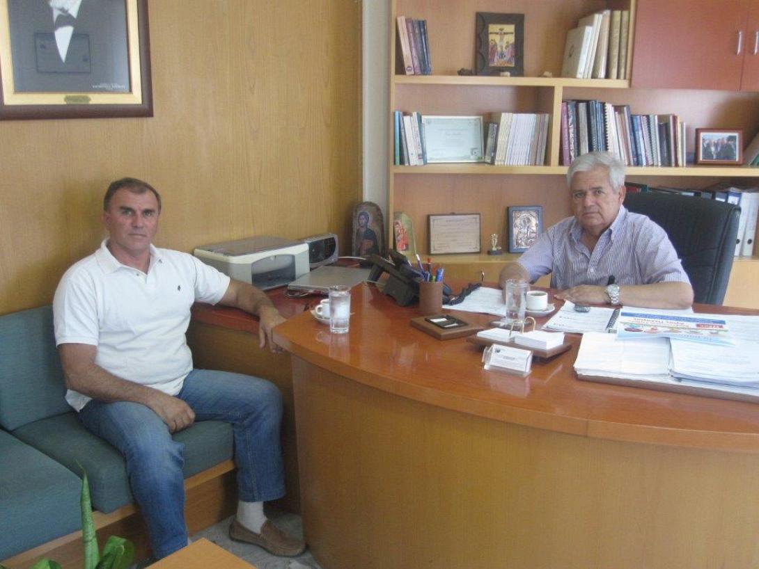 καλαντζακης μαμουλακης