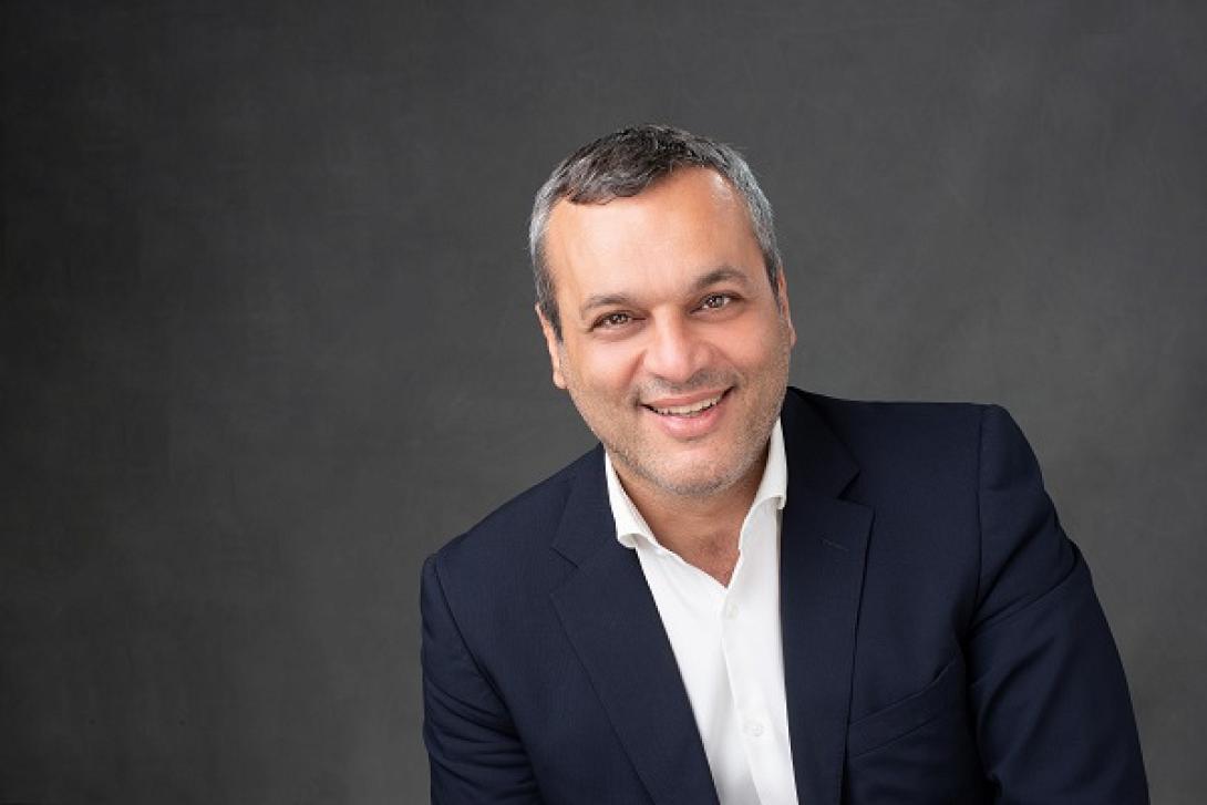 χάρης μαμουλάκης