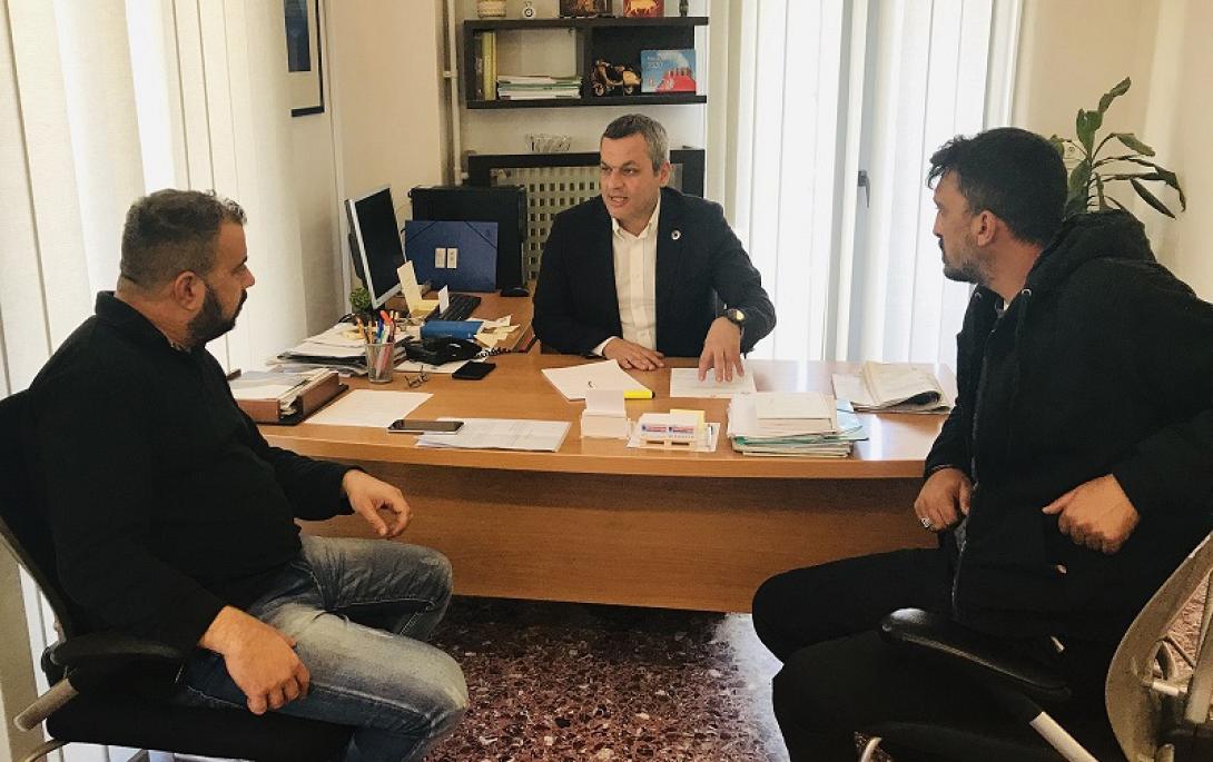 Χάρης Μαμουλάκης - Ρομά