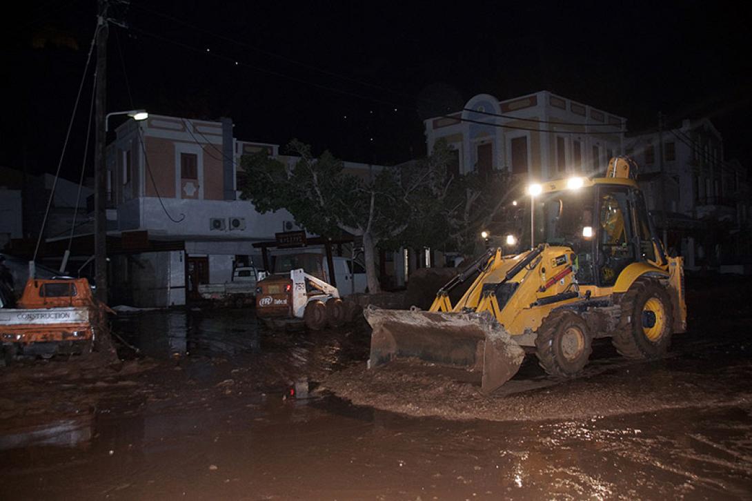 πλημμύρα καταστροφη.jpg