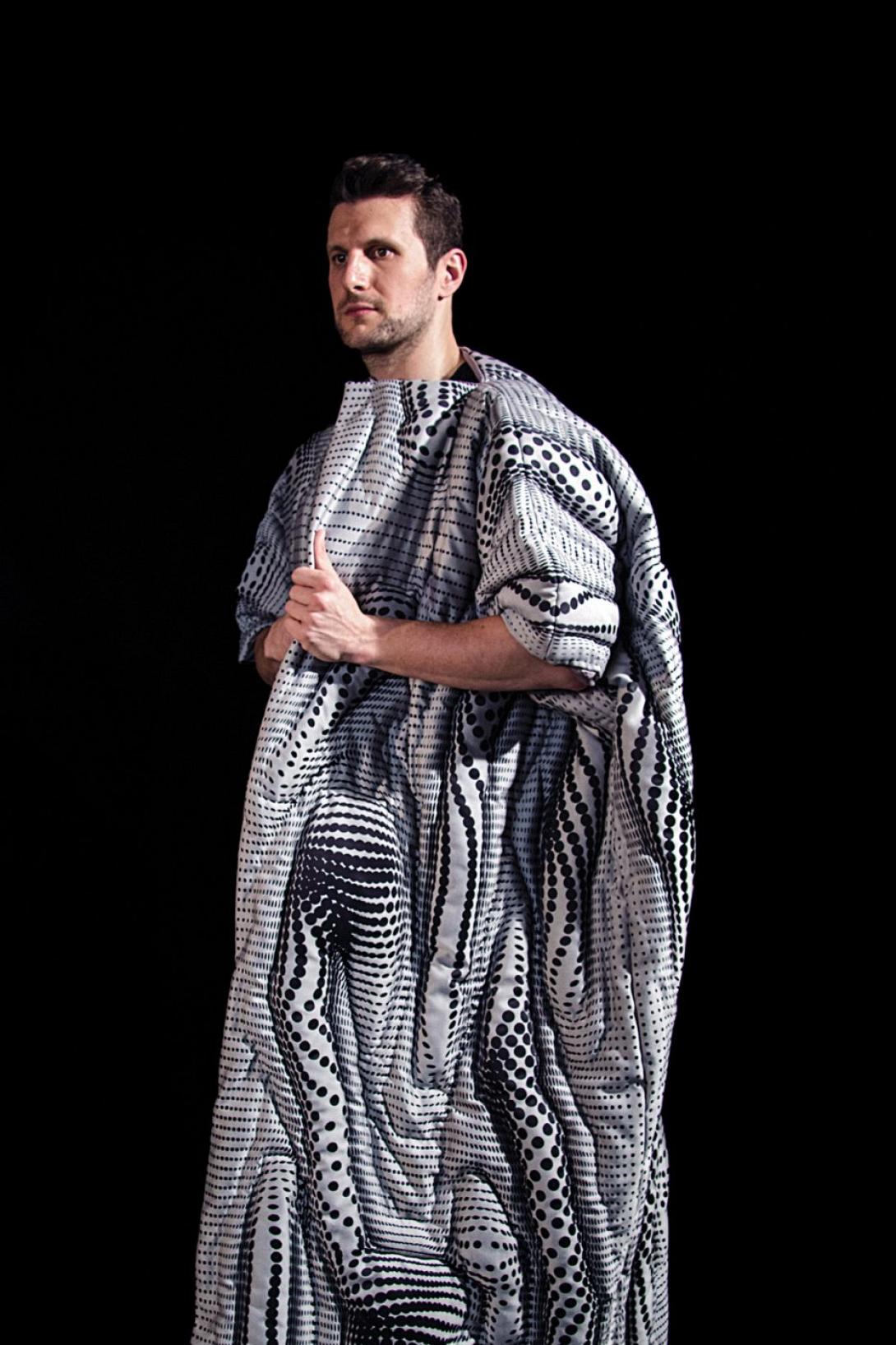 Μανδύας προστασίας από την... τεχνολογία!