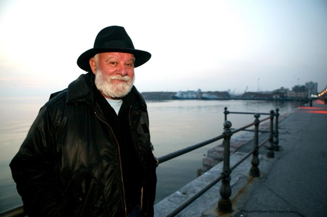 μανώλης ρασούλης