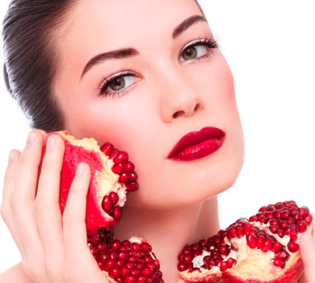 Μάσκα προσώπου από ρόδι 