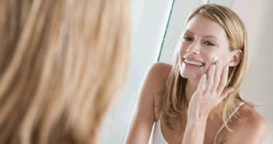 Θαυματουργή μάσκα με μέντα που εξαφανίζει τα σπυράκια