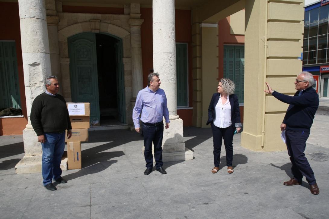 μάσκες περιφέρεια